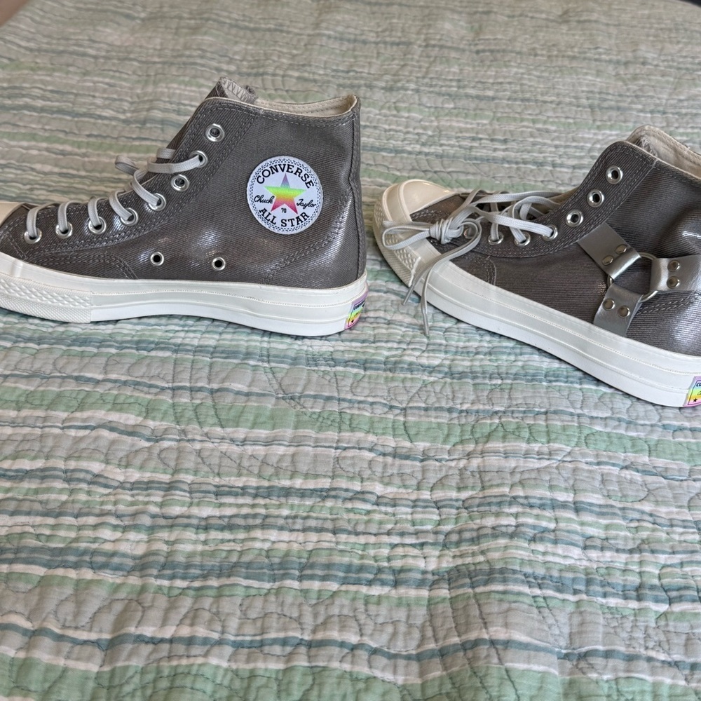 Converse Pride Sneakers Sleek Comfort NWOT - Picture 3 of 6